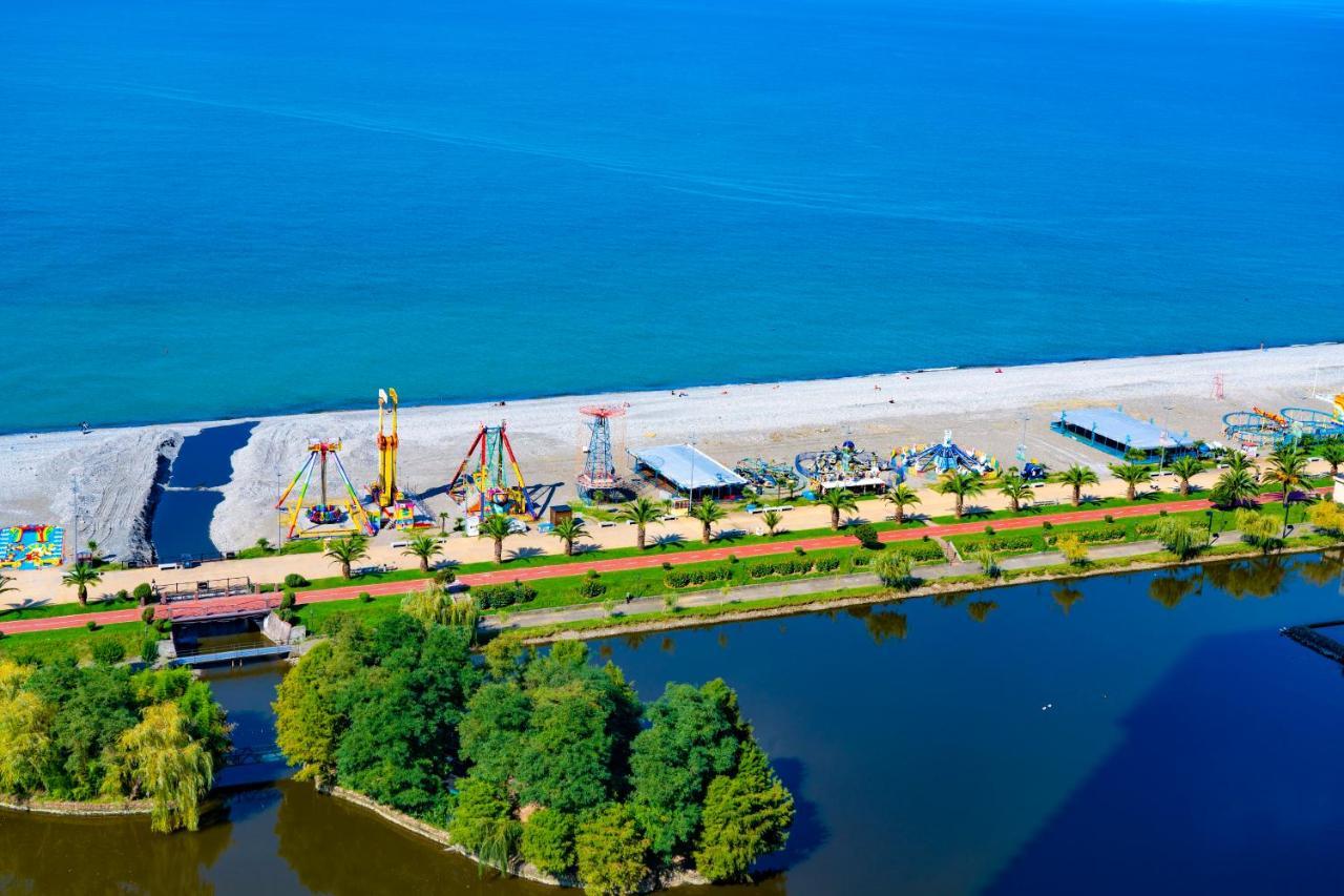 Luxury Sea View Orbi City Batumi Zewnętrze zdjęcie