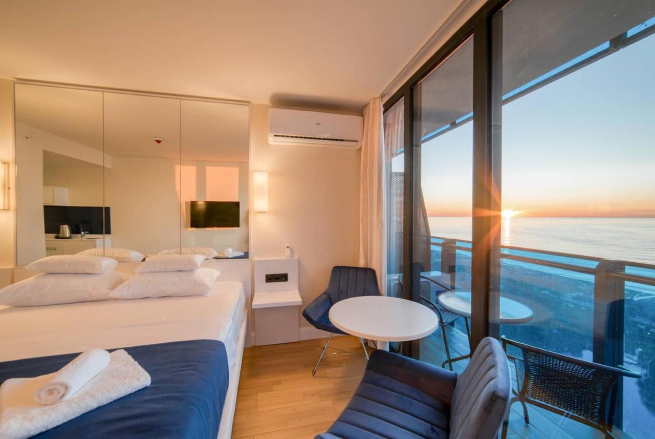 Luxury Sea View Orbi City Batumi Zewnętrze zdjęcie