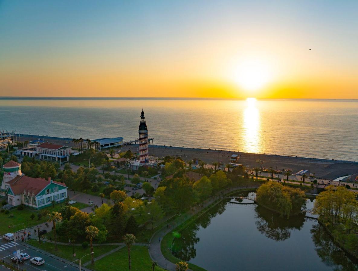 Luxury Sea View Orbi City Batumi Zewnętrze zdjęcie